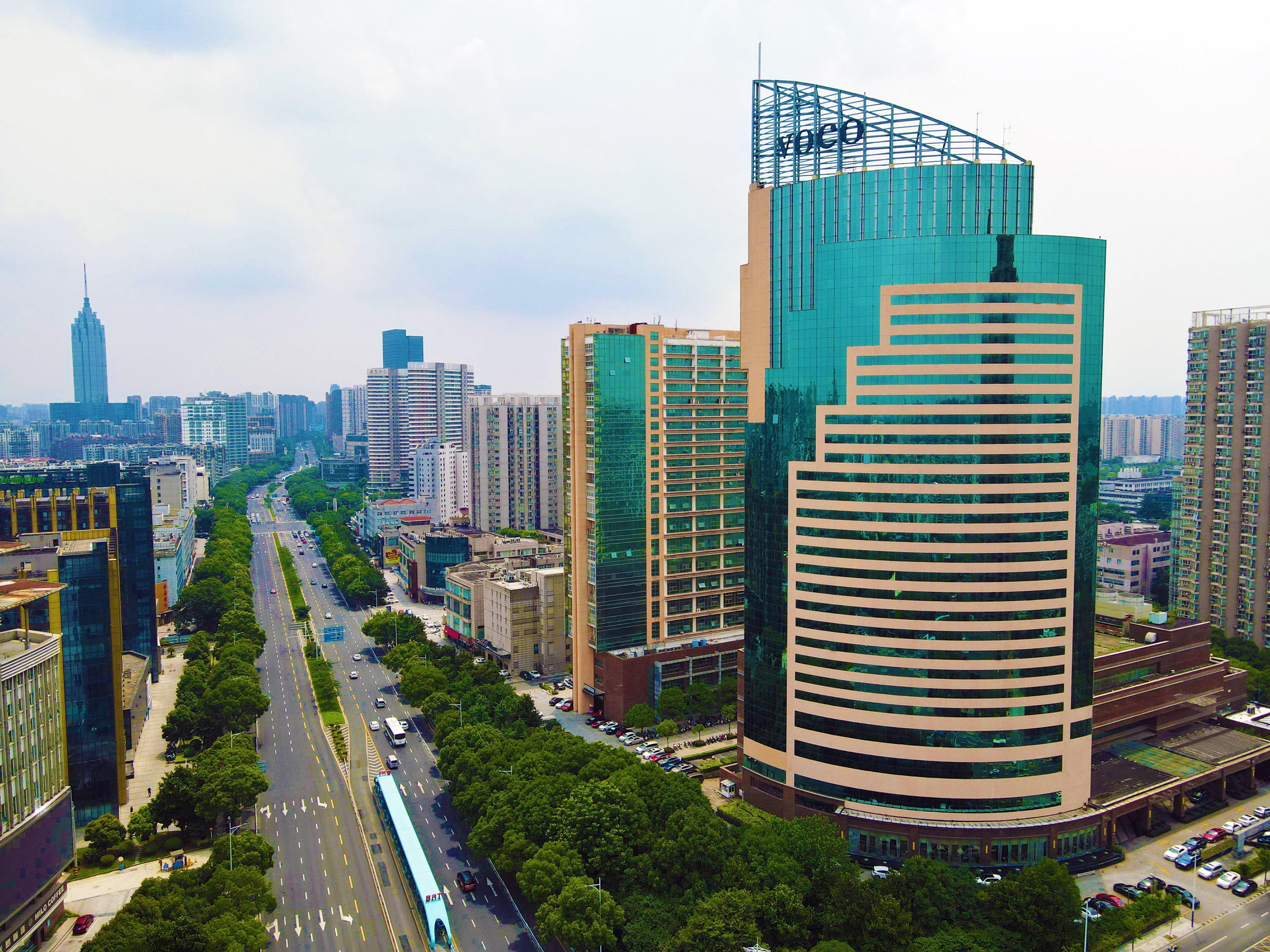 Voco Changzhou Fudu Exteriör bild