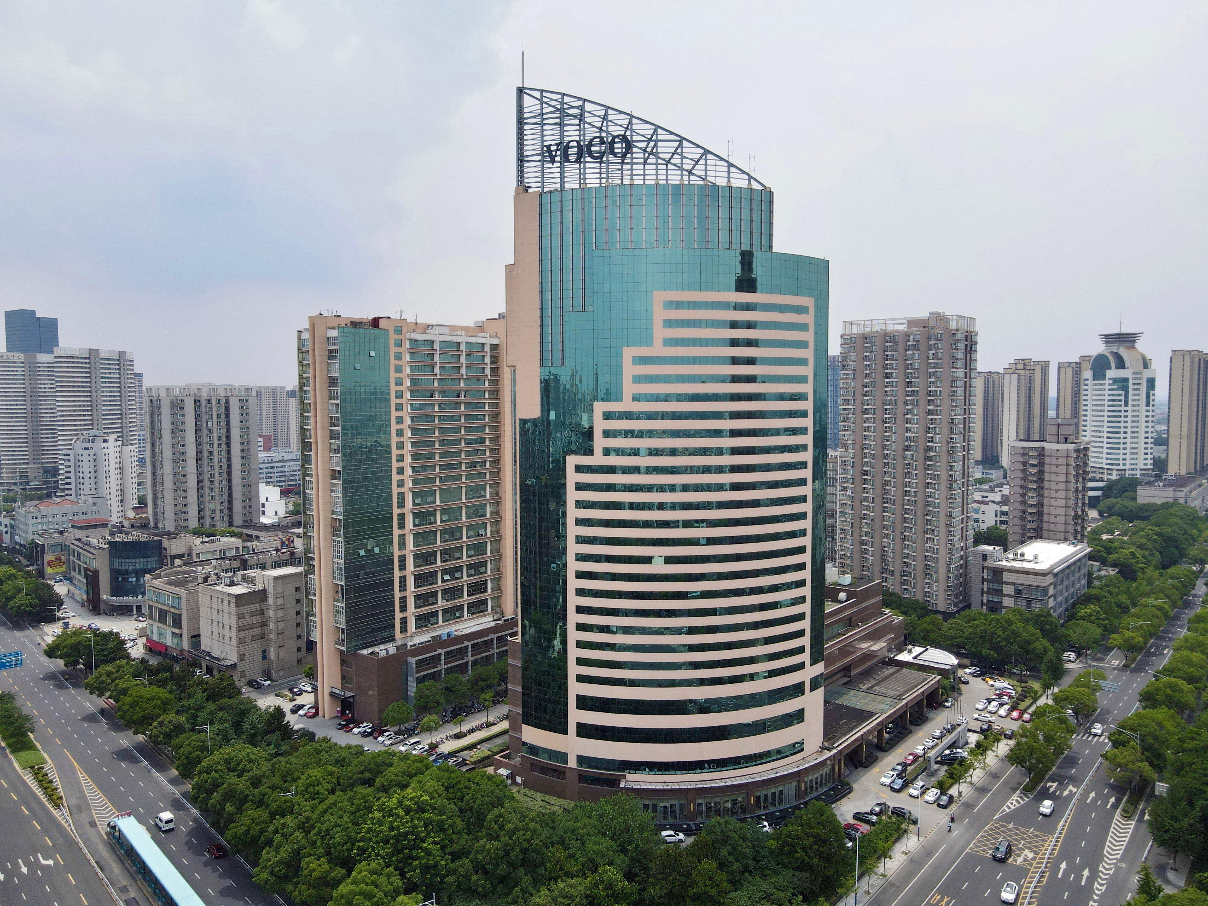 Voco Changzhou Fudu Exteriör bild